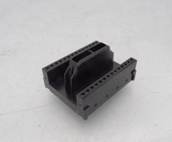 Siemens 6ES7390-0AA00-0AA0
